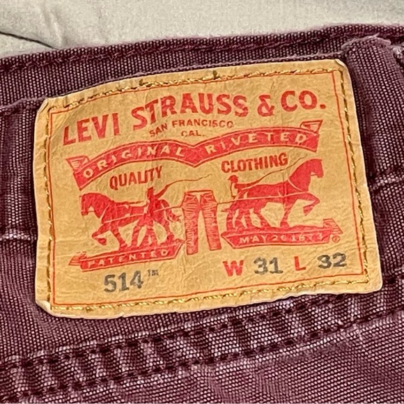 Levi's® Men's 514™ Straight Fit Pants - size 31/32 - Picture 3 of 5